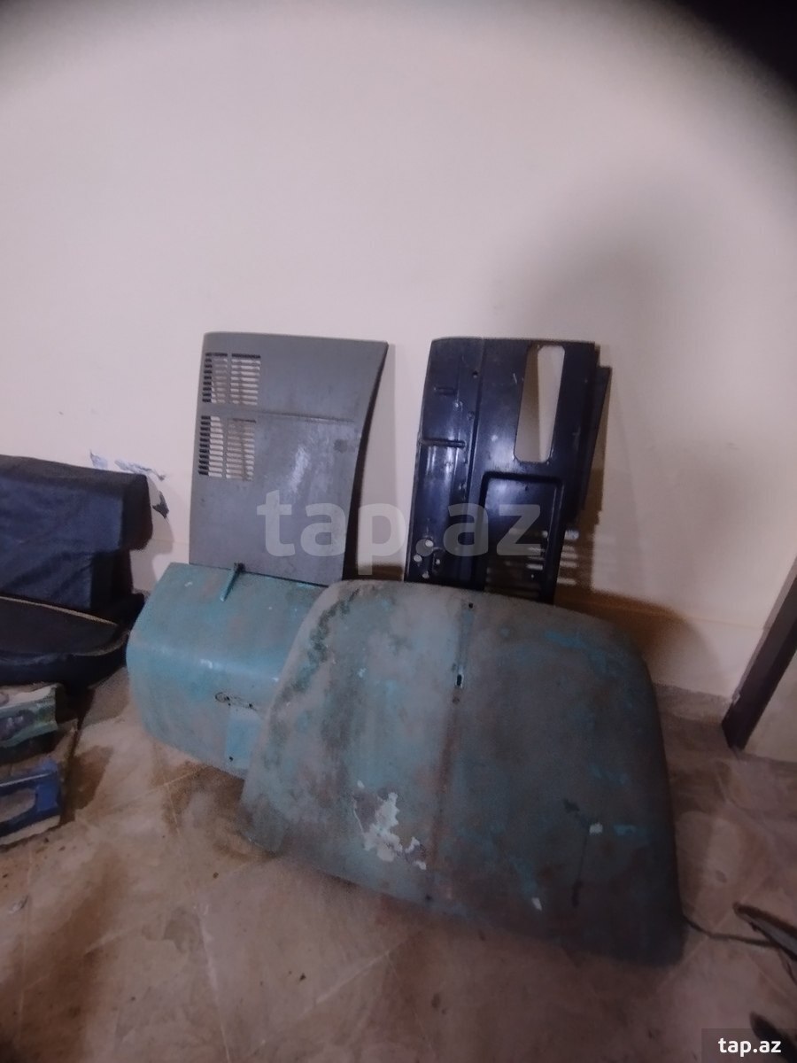ZAZ 965 arxa və qabaq kapotu (4)