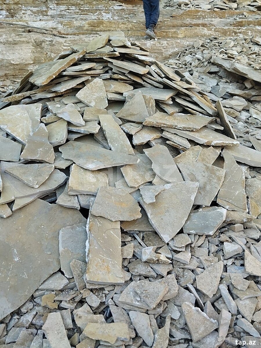 Təbbi Qaya daşları (15)