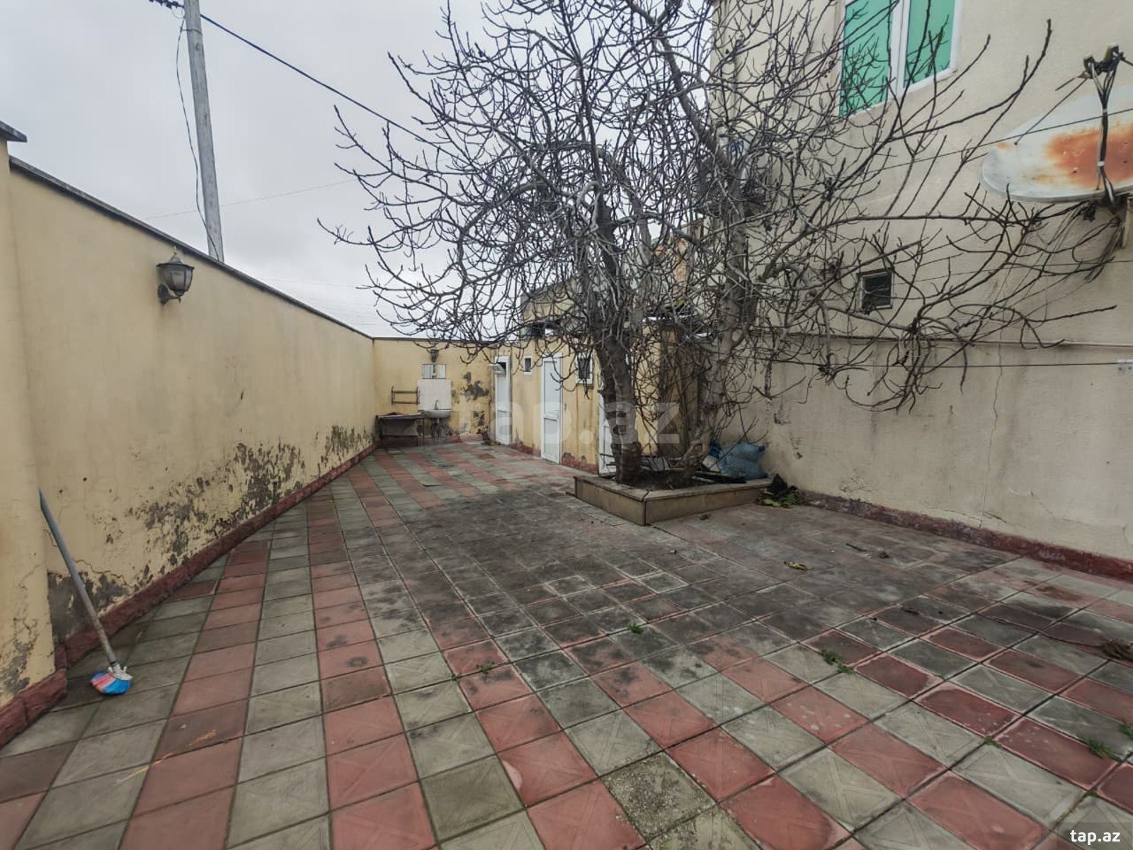 Həyət evi kirayə verilir, Yeni Yasamal qəs. (11)