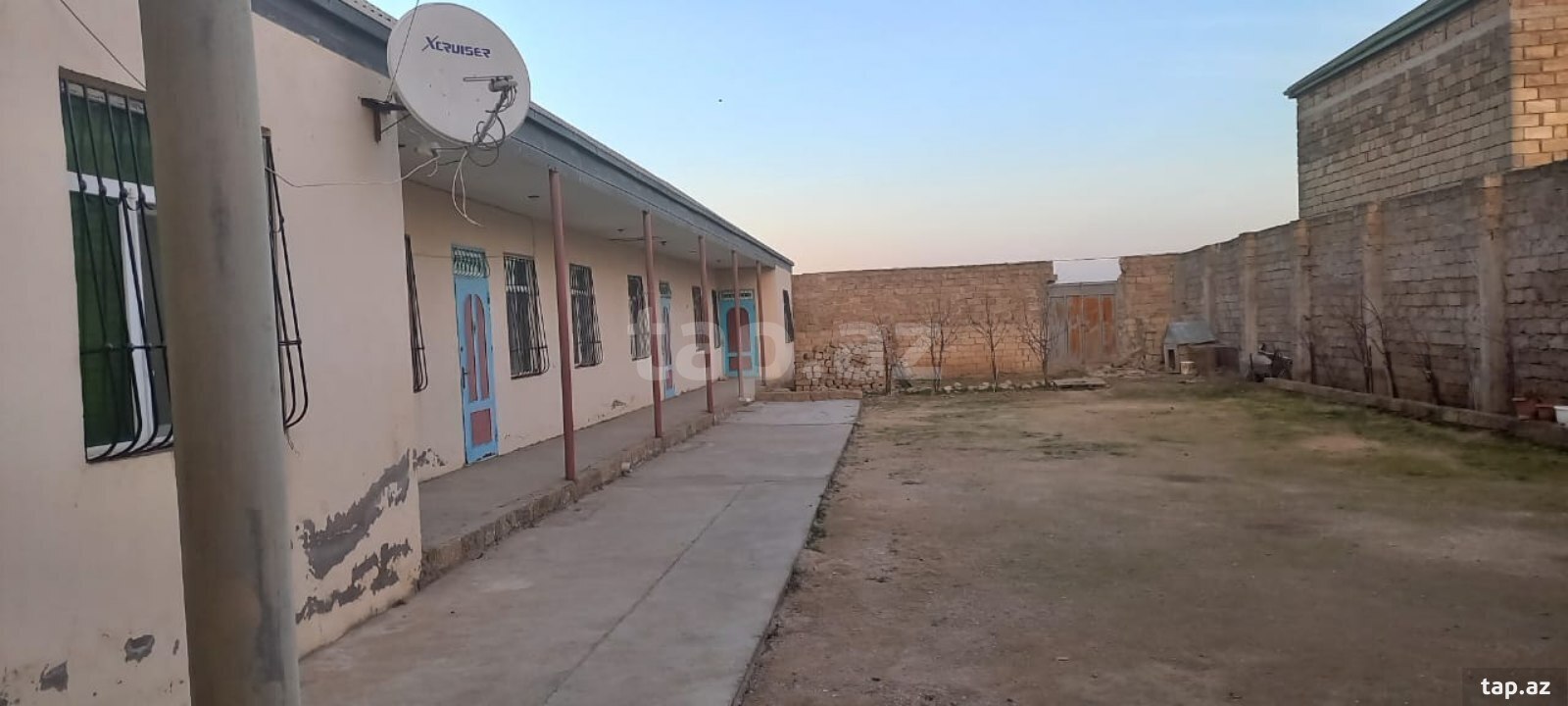 Həyət evi, Zabrat qəs. (8)