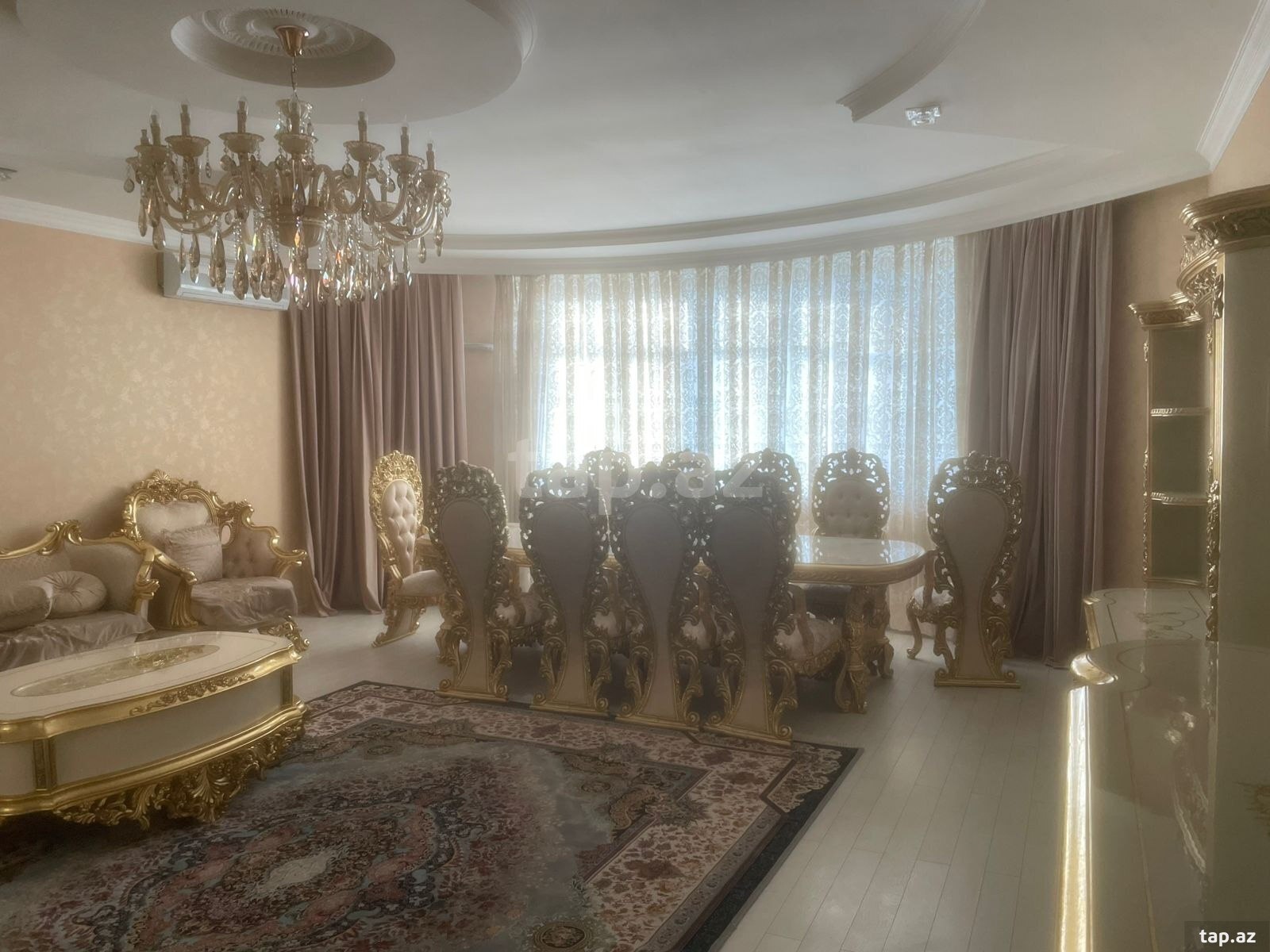 4-otaqlı yeni tikili, İnqlab küç., 191 m²
