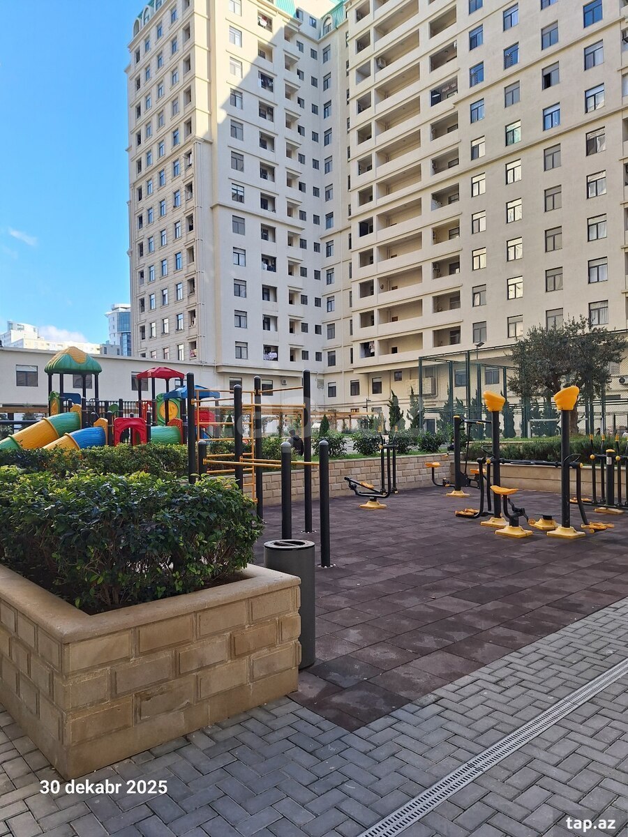2-otaqlı yeni tikili, Qarabağ küç., 90 m²