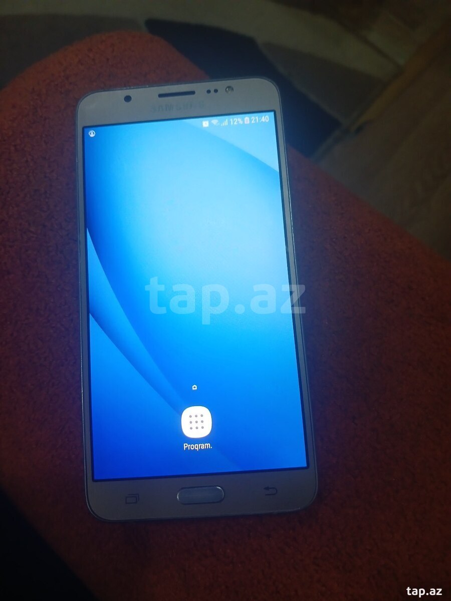 Samsung Galaxy J7 (2016) Gold 16GB/2GB: 24 AZN — Bakı, Azərbaycan ...