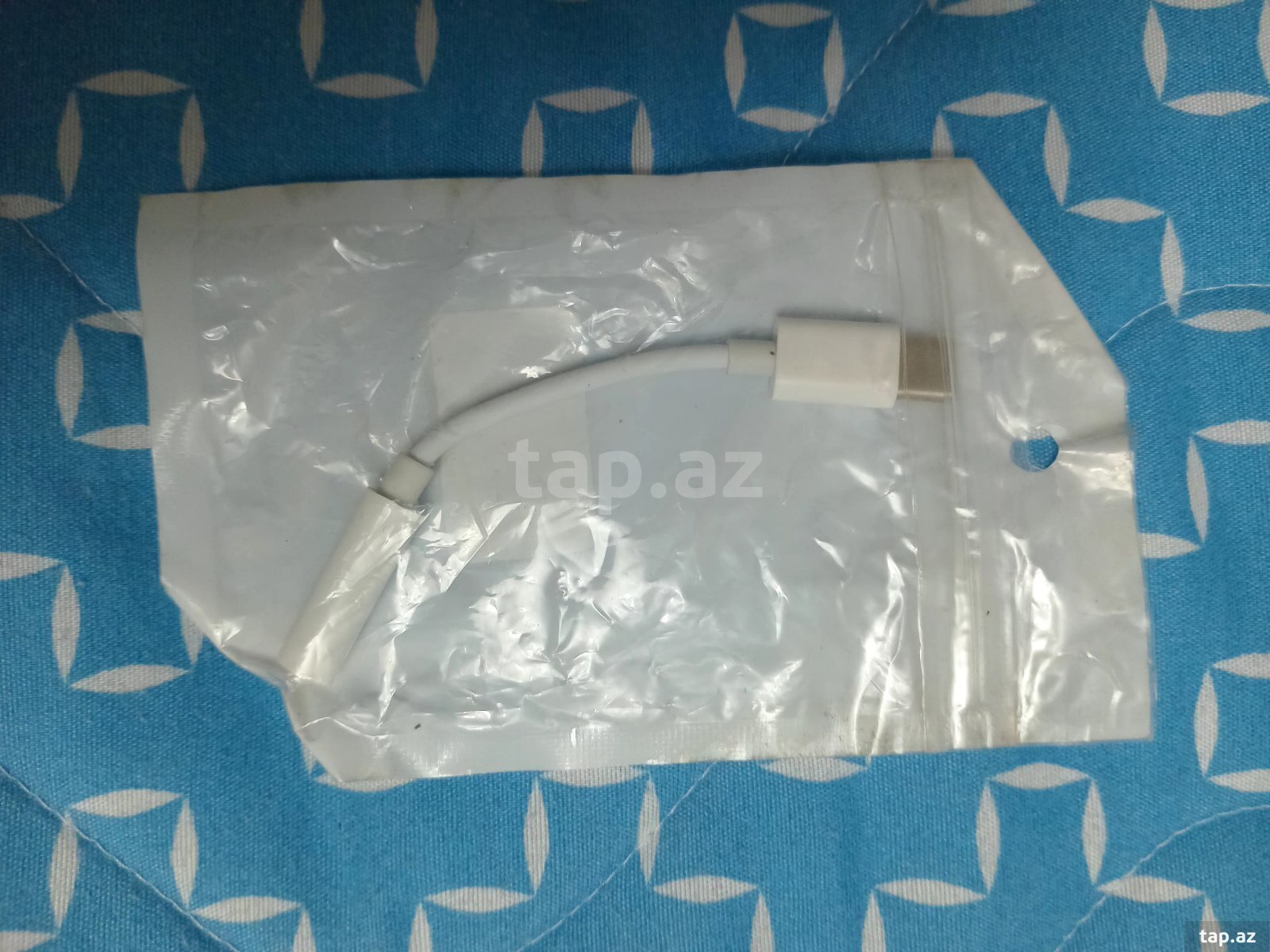 "Nokia/Samsung" adapteri və kabelləri (10)