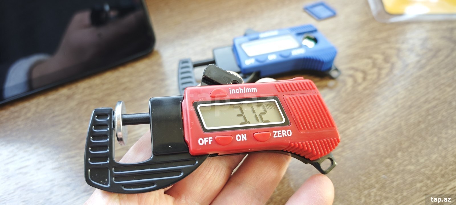 Elektron mikrometr (5)