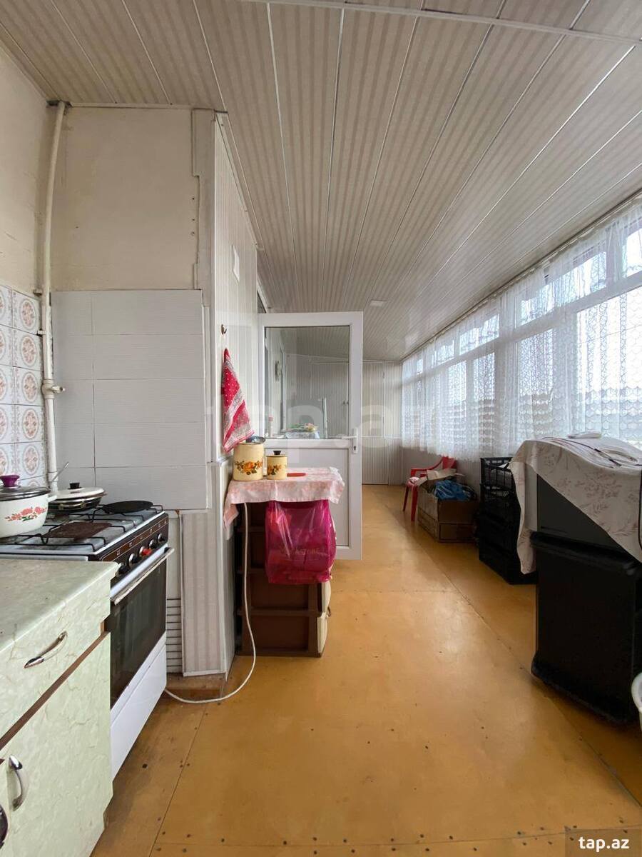 4-otaqlı mənzil, Lütfizadə küç., 84 m² (24)
