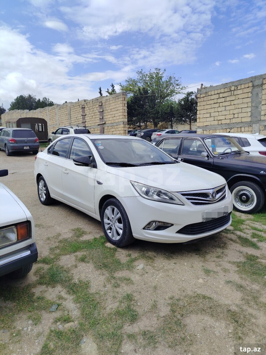 Changan Eado, 2015 il (5)