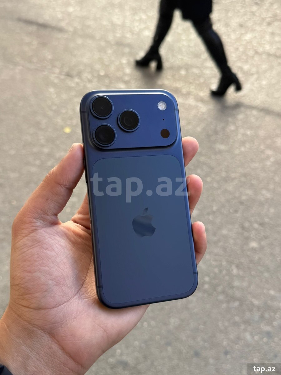 Apple iPhone 17 Pro Deep Blue 256GB/12GB (3)