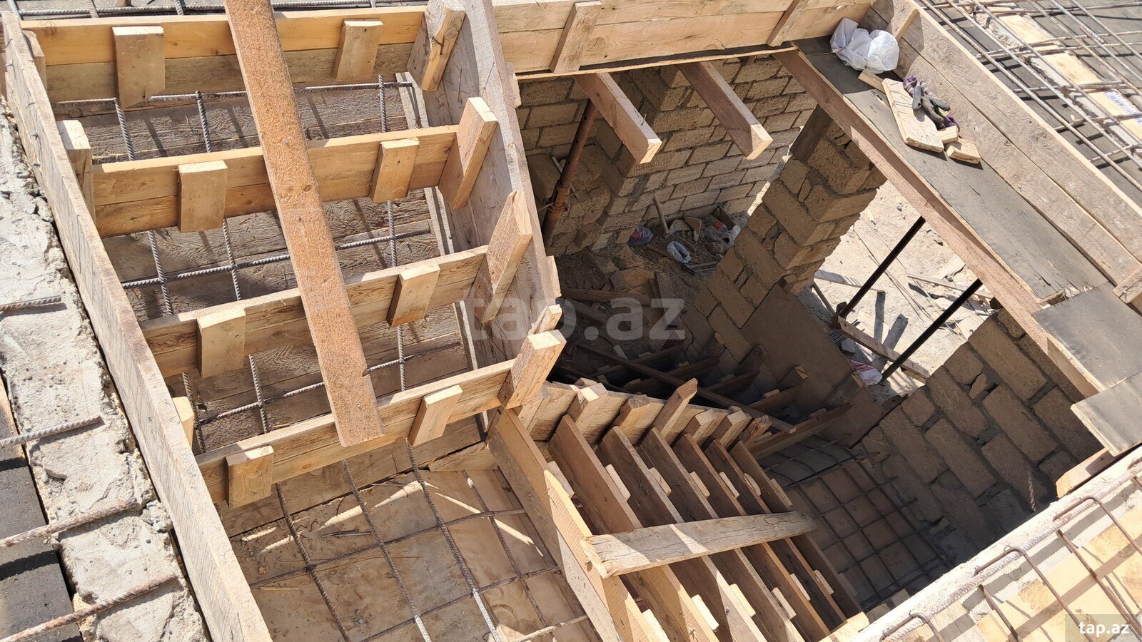 Beton qəlib işləri (31)