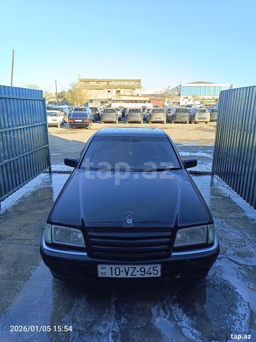 Mercedes C 220, 1997 il (8)