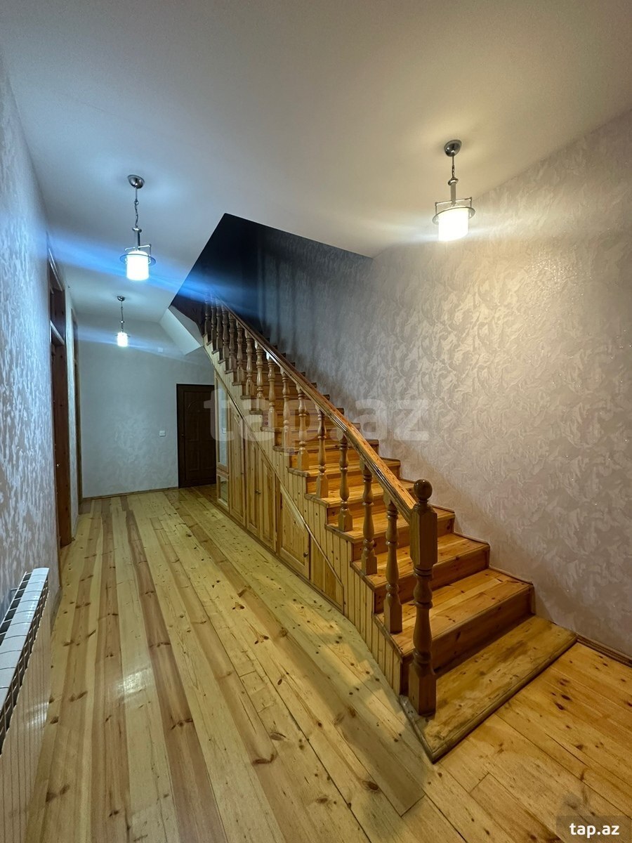 Həyət evi, Üçtəpə qəs. (2)