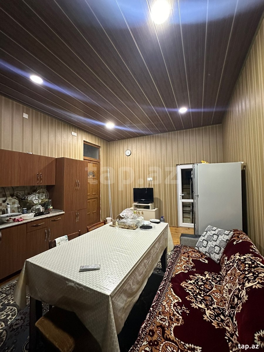 Həyət evi, Üçtəpə qəs. (15)