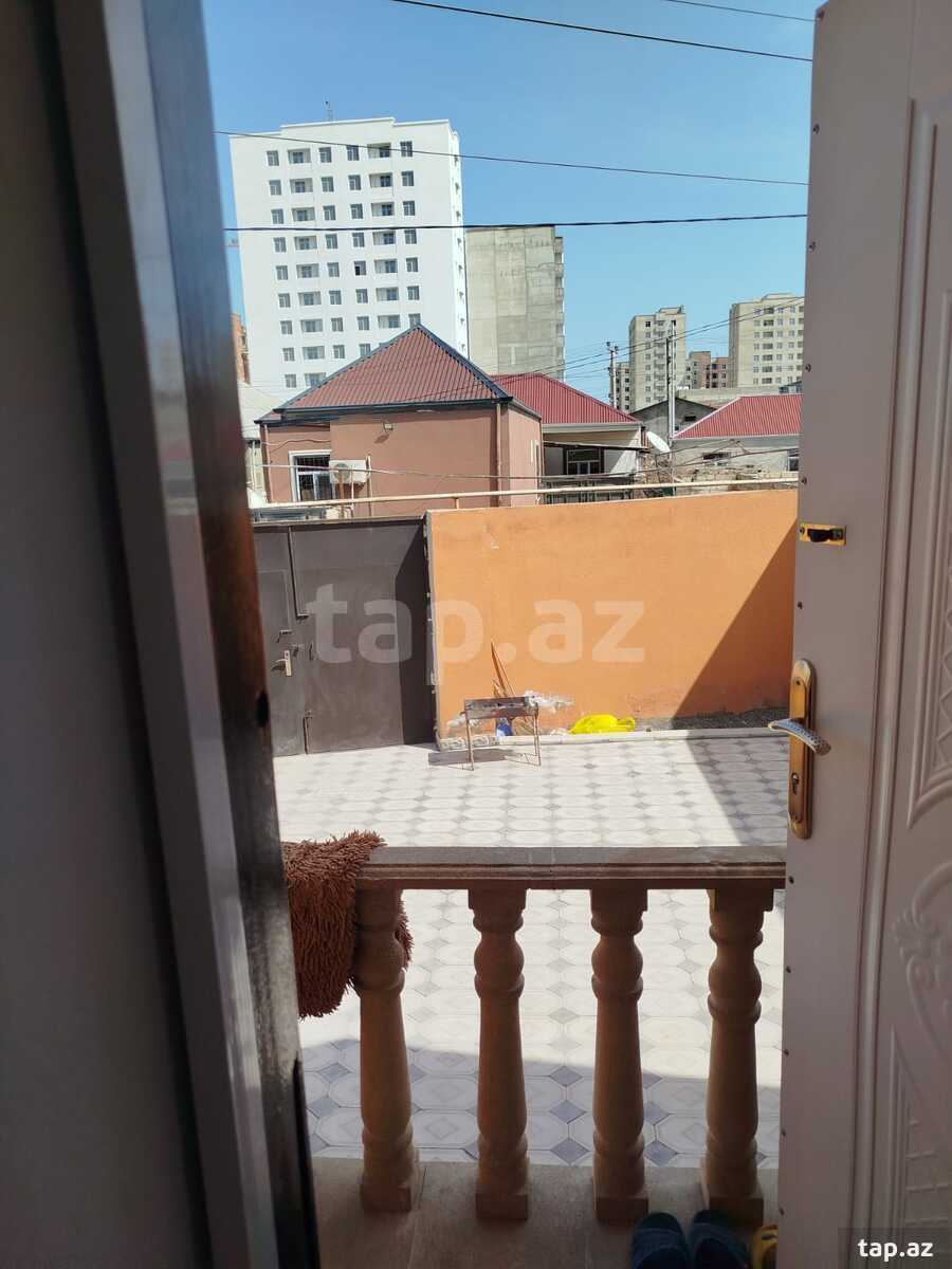Həyət evi, Biləcəri qəs. (17)