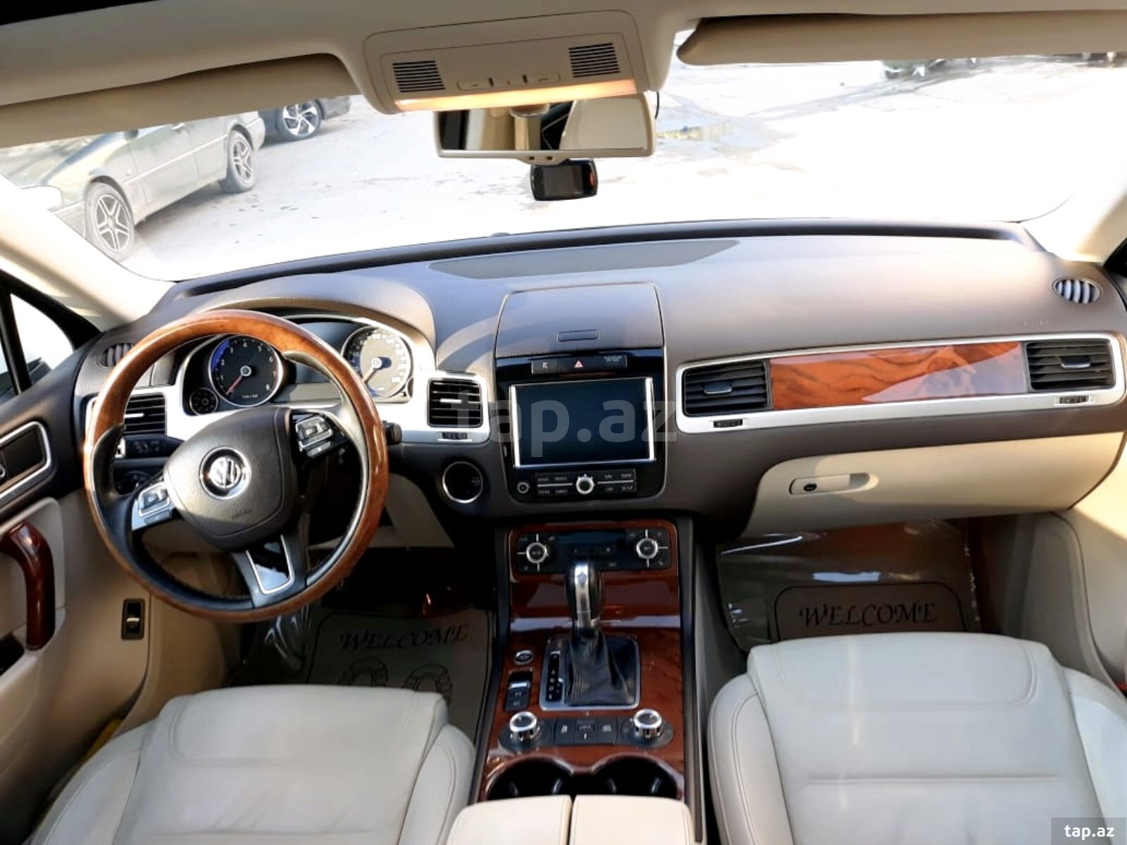 Volkswagen Touareg, 2011 il (7)
