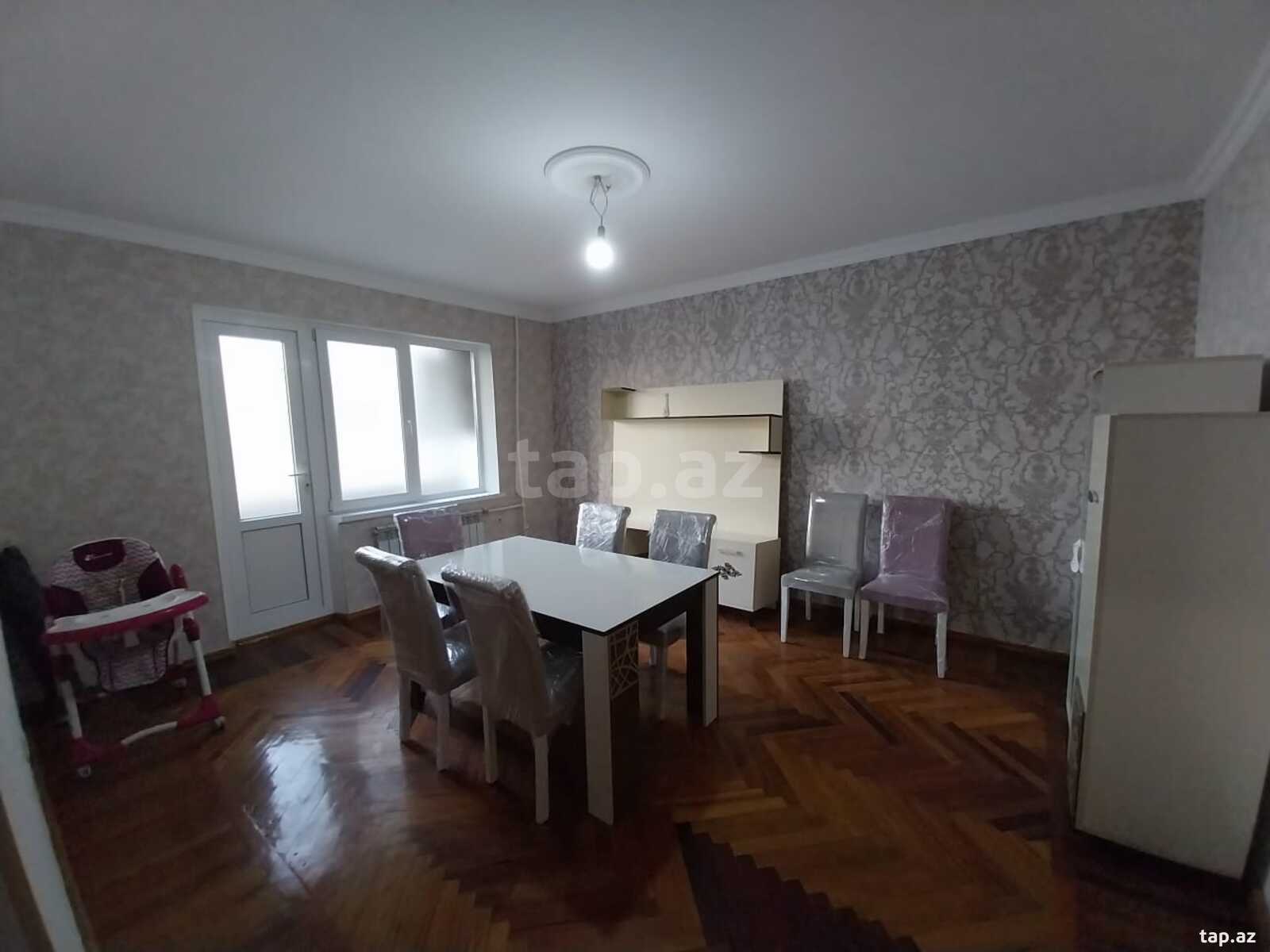 3-otaqlı mənzil, Elşən Süleymanov küç., 72 m²
