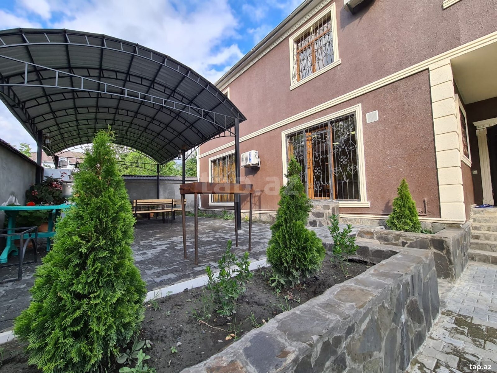 Villa kirayə verilir, Qəbələ ş. (3)