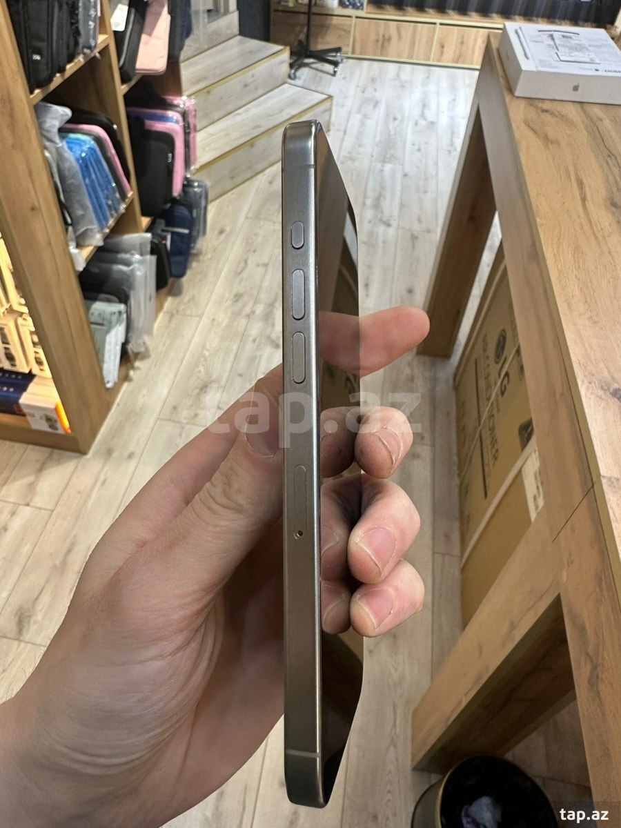Apple iPhone 15 Pro Max Natural Titanium 512GB/8GB (5)