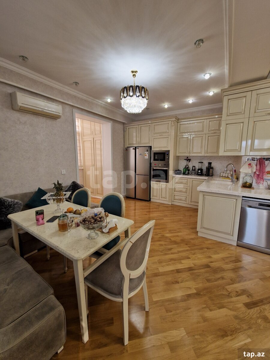 5-otaqlı yeni tikili, Sumqayıt ş., 250 m²