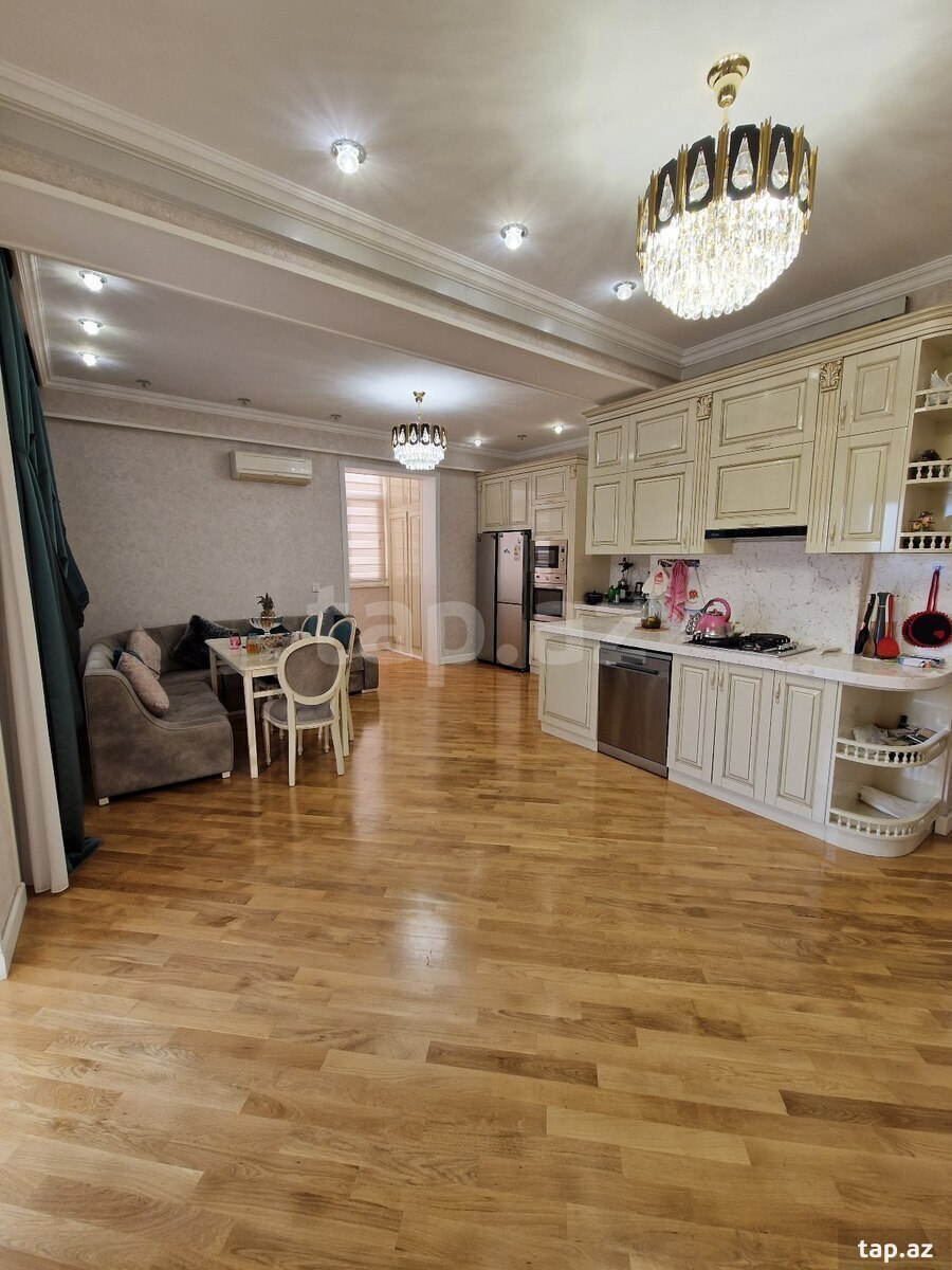 5-otaqlı yeni tikili, Sumqayıt ş., 250 m²