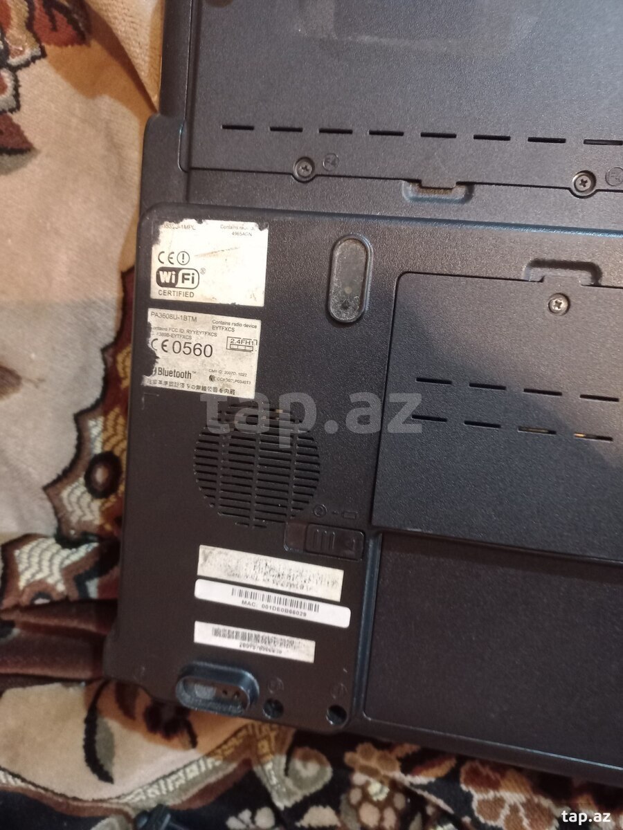 Noutbuk Toshiba  (5)