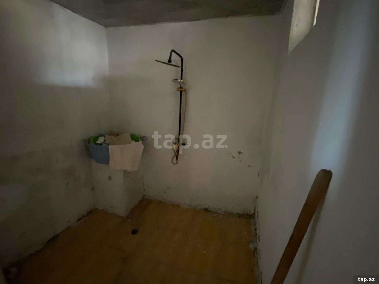 Həyət evi kirayə verilir, Xətai r. (11)