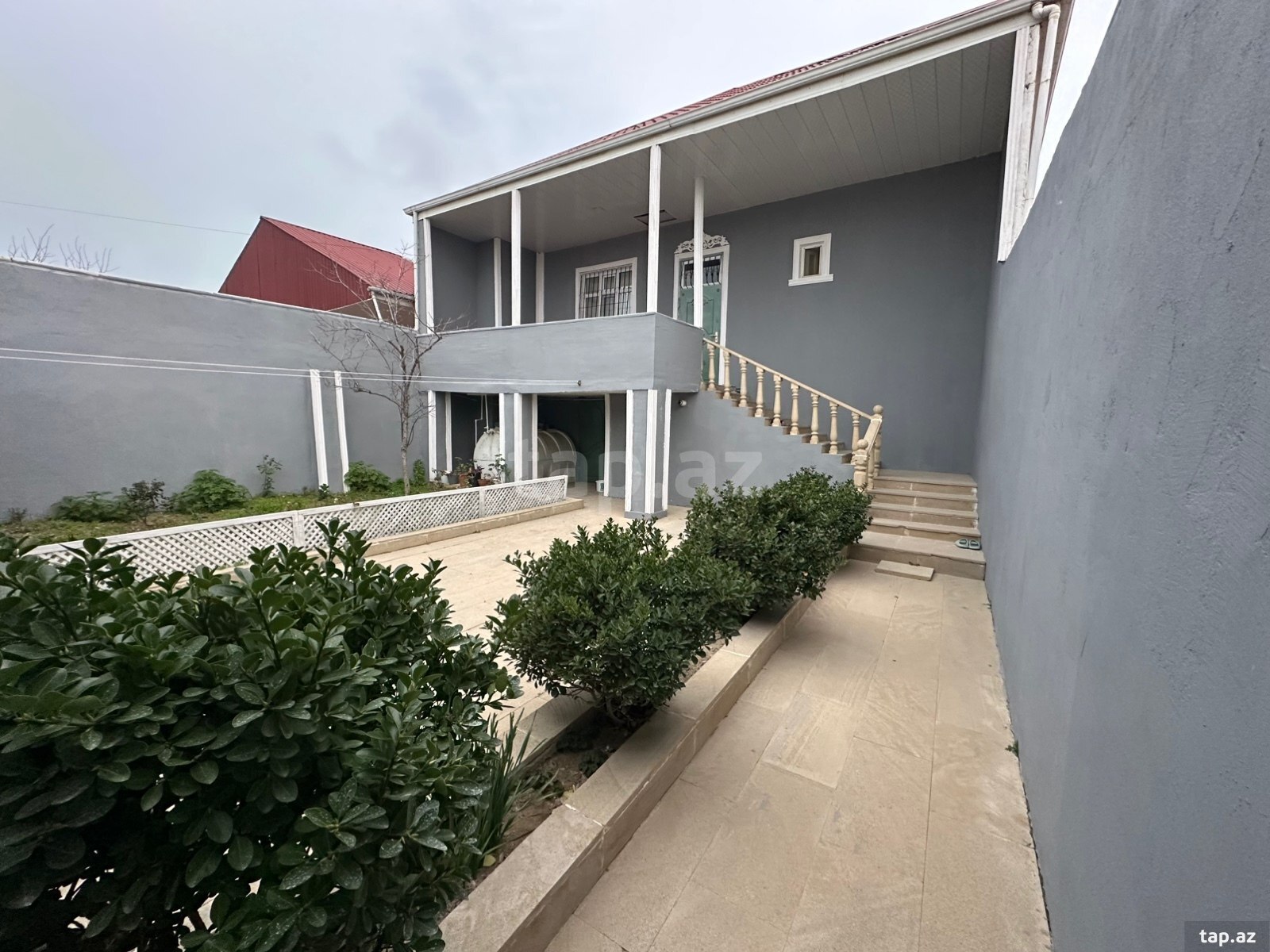 Həyət evi, Hövsan qəs.