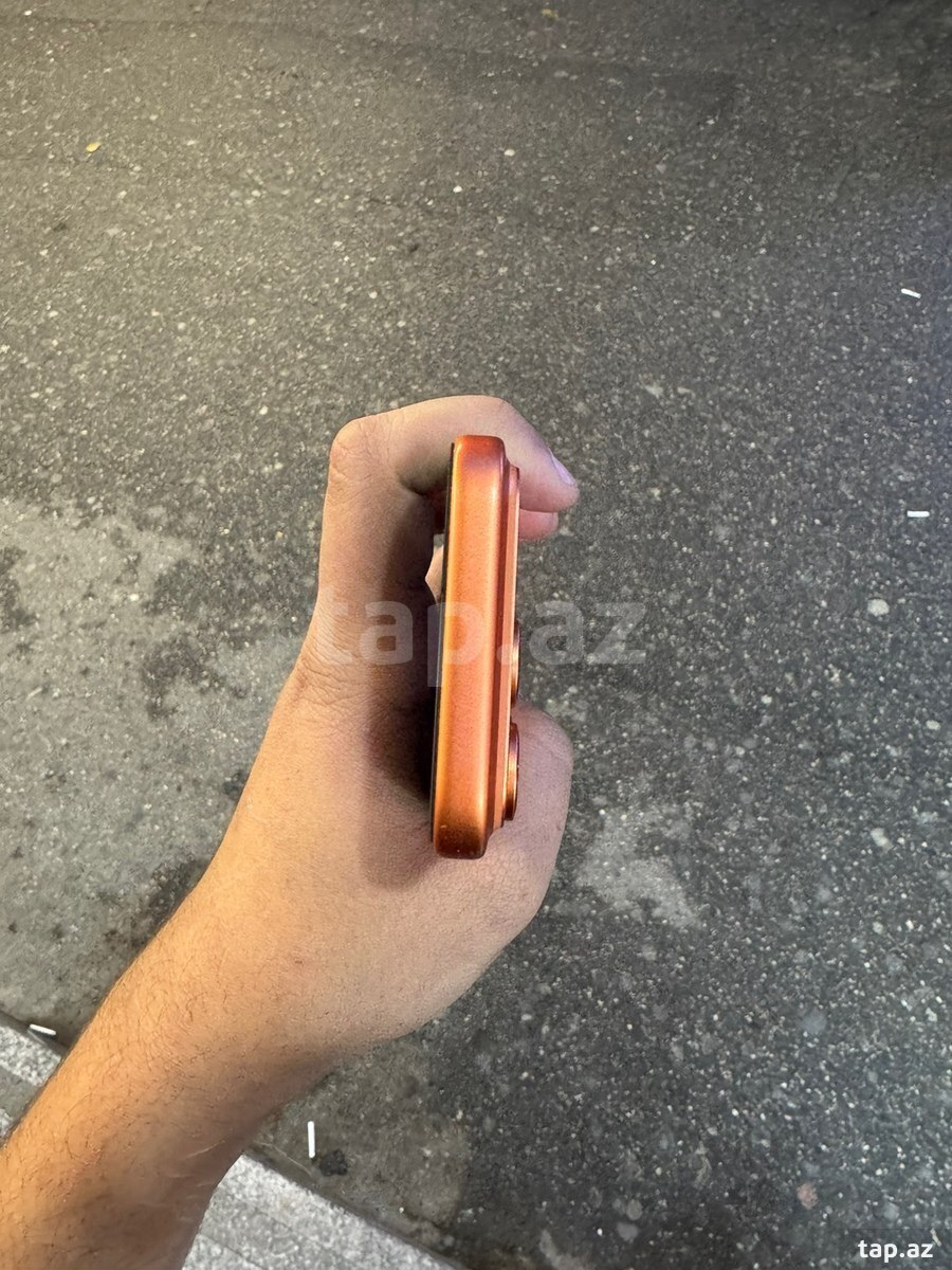 Apple iPhone 17 Pro Cosmic Orange 256GB/12GB (6)