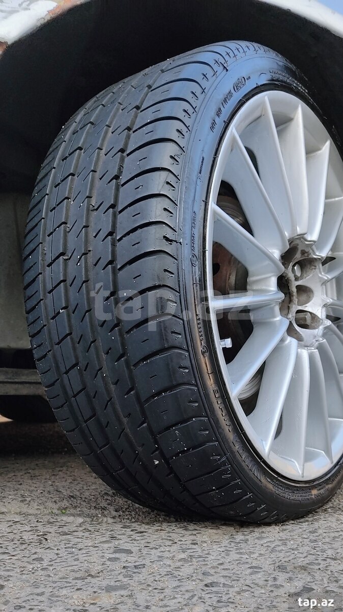 Lider təkərləri 215/40 R17 (5)