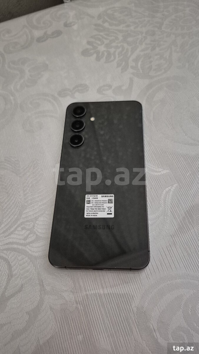 Samsung Galaxy S24 FE Graphite 256GB/8GB (3)
