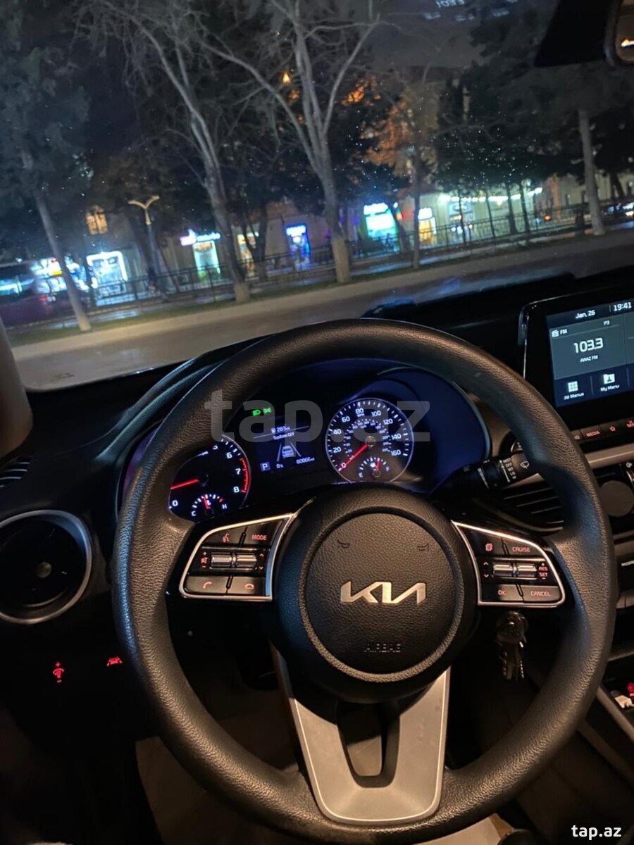 KIA Forte, 2020 il (7)