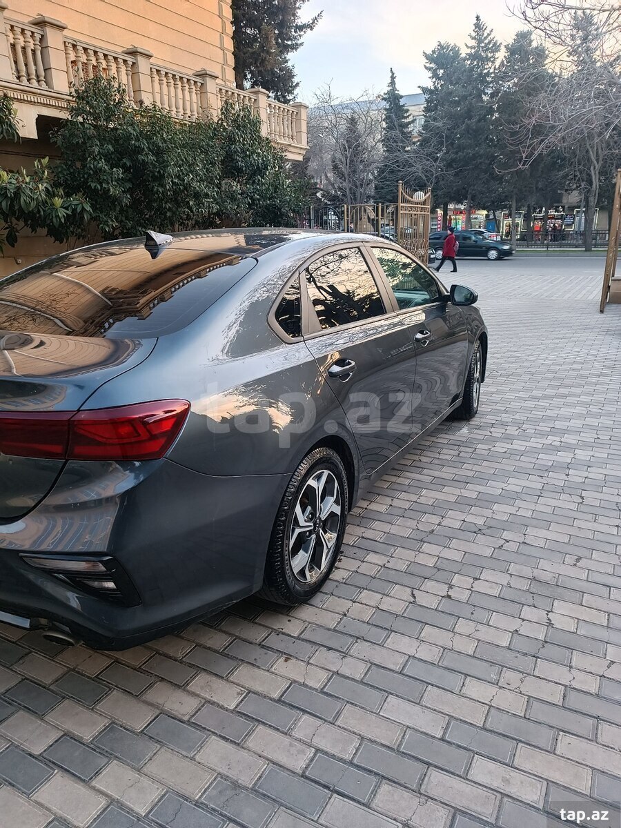 KIA Forte, 2020 il (3)