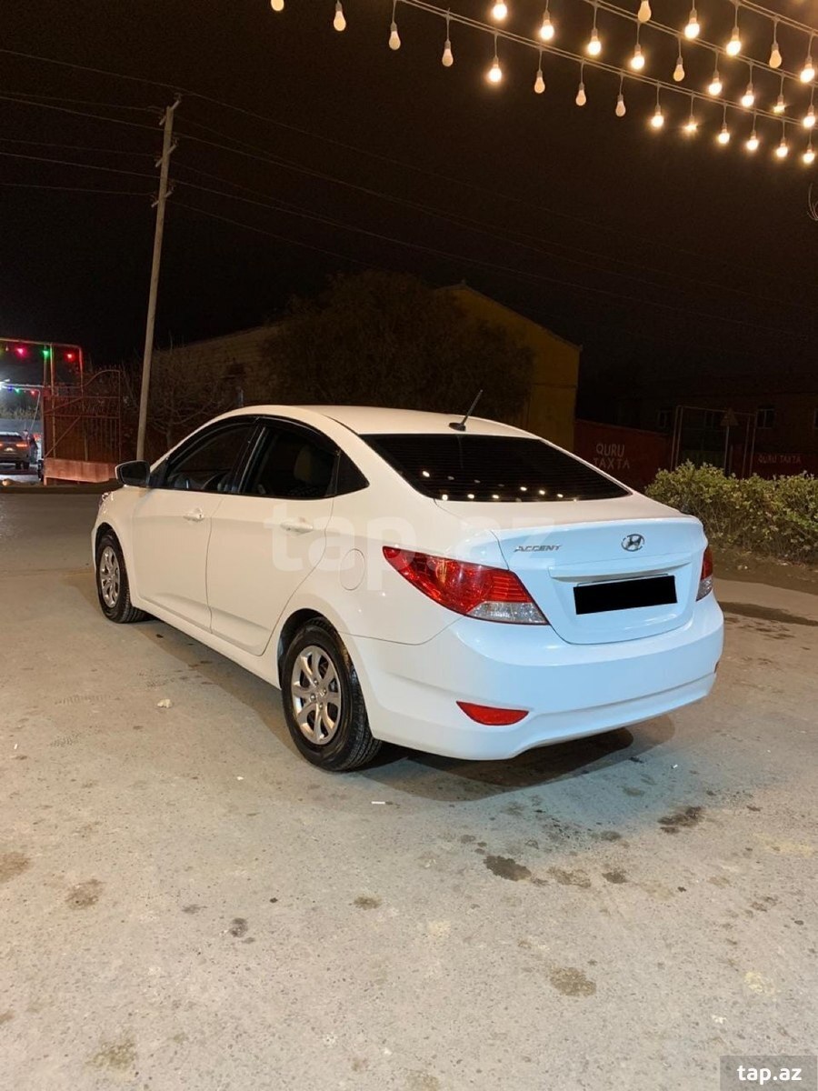 Hyundai Accent, 2012 il (5)