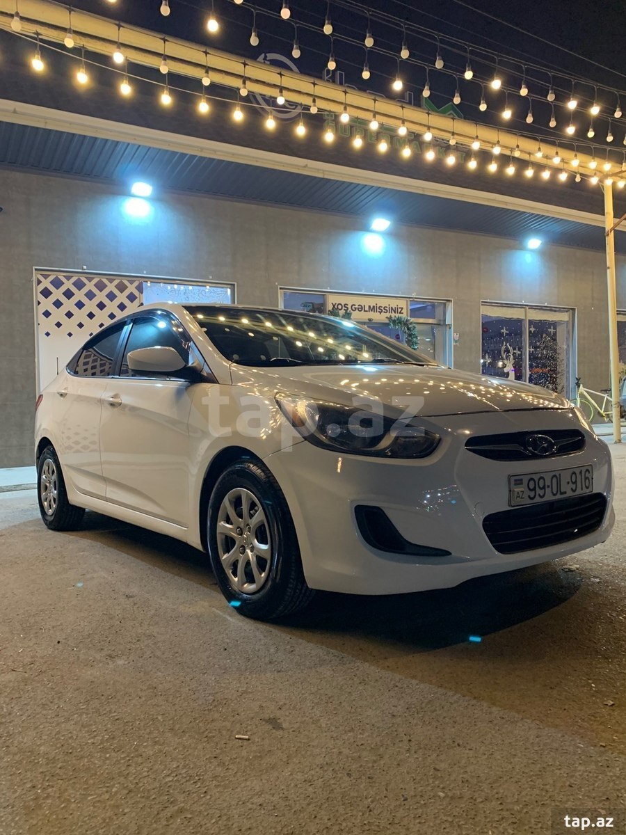 Hyundai Accent, 2012 il (9)