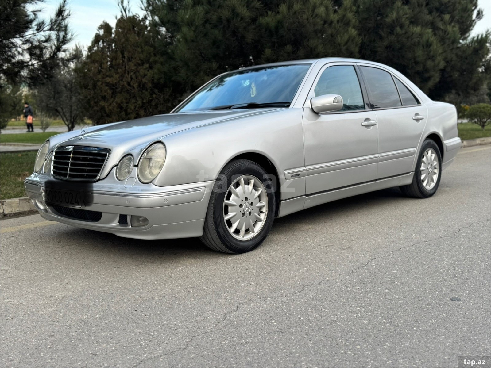 Mercedes E 270, 2000 il (7)