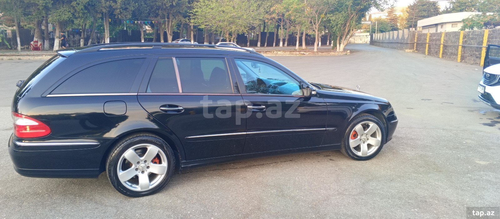 Mercedes E 270, 2004 il (8)