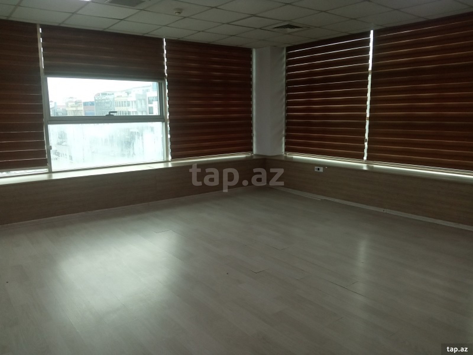 Ofis icarəyə verilir, Əhməd Rəcəbli küç. (2)