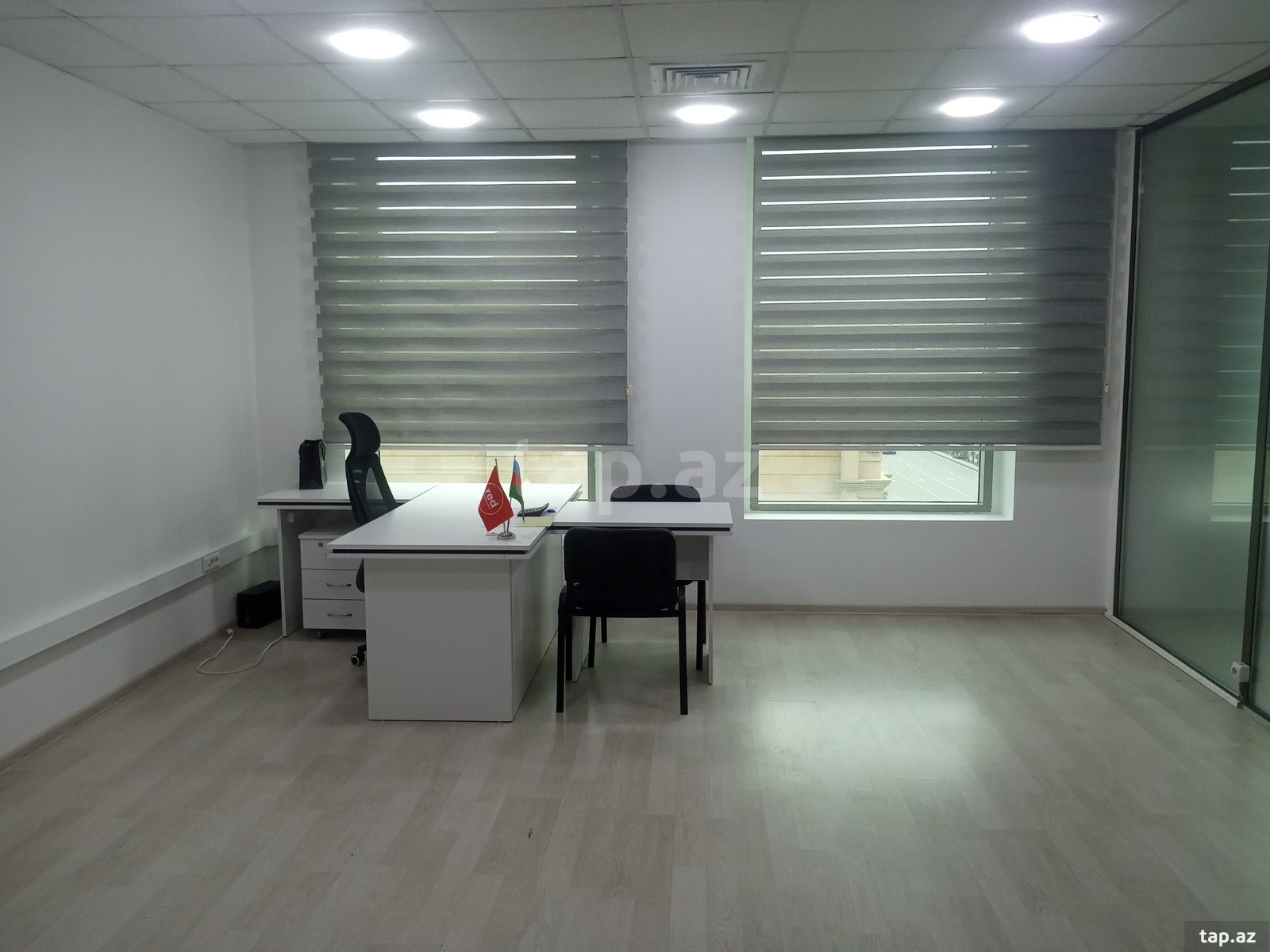 Ofis icarəyə verilir, Əhməd Rəcəbli küç. (12)