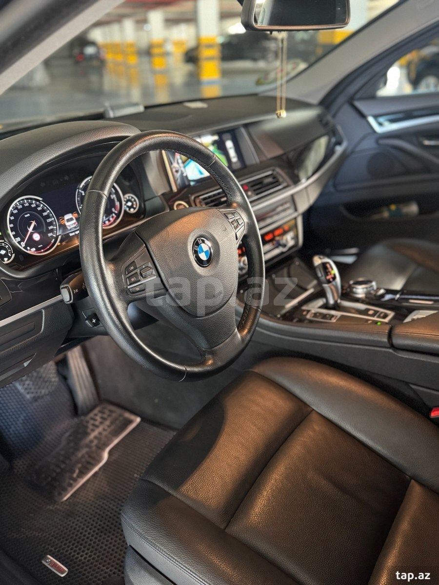 BMW 520, 2015 il (9)
