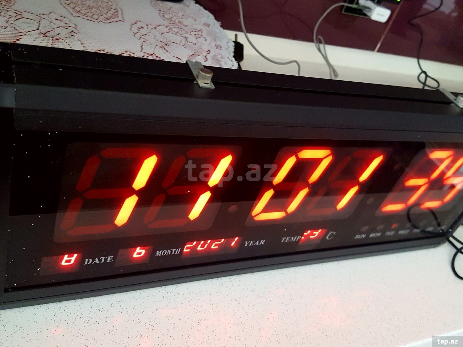 Elektron saat (2)