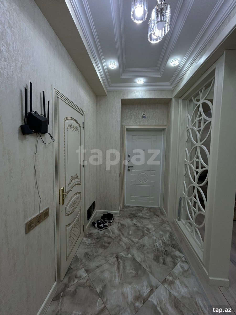 2-otaqlı yeni tikili kirayə verilir, 18-ci mkr., 79 m² (11)