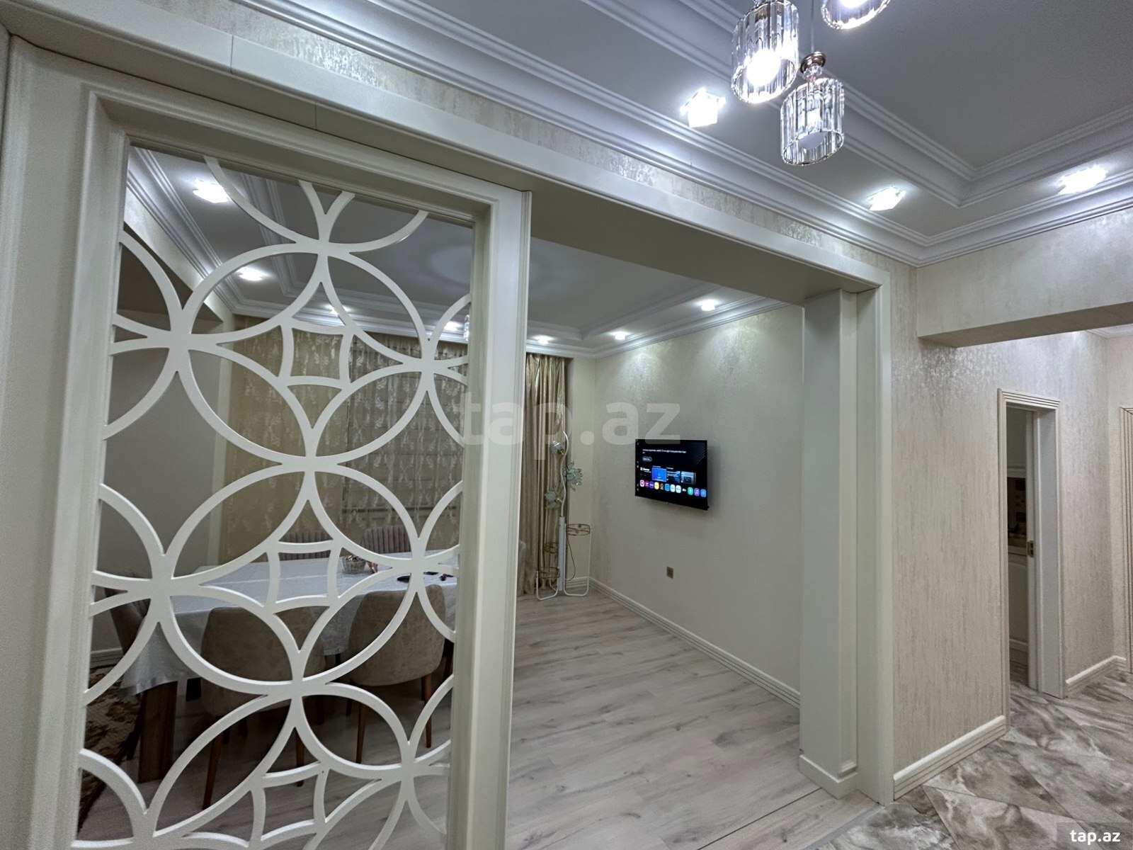 2-otaqlı yeni tikili kirayə verilir, 18-ci mkr., 79 m² (8)