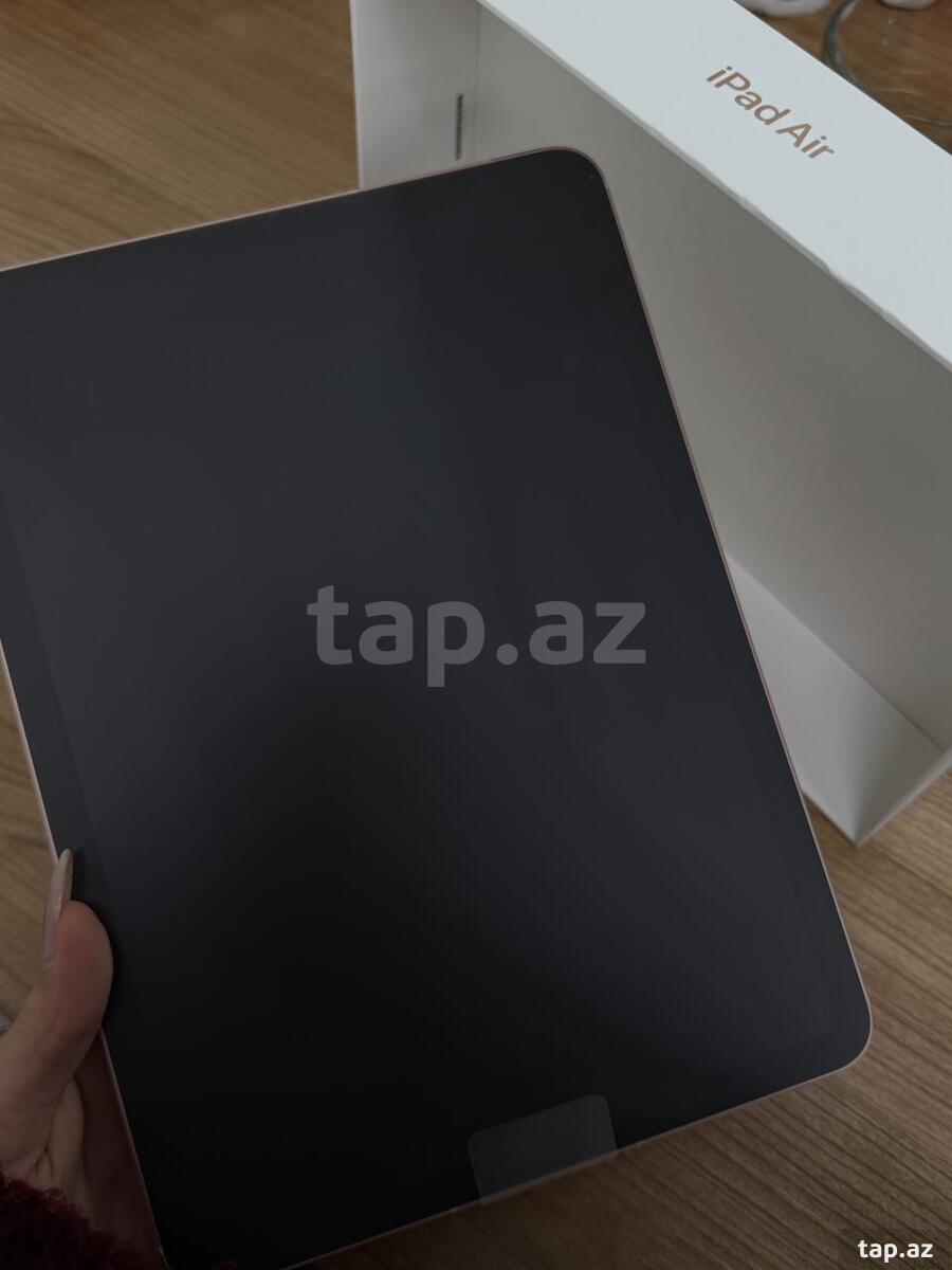 Apple iPad Air 4 64 GB (2)