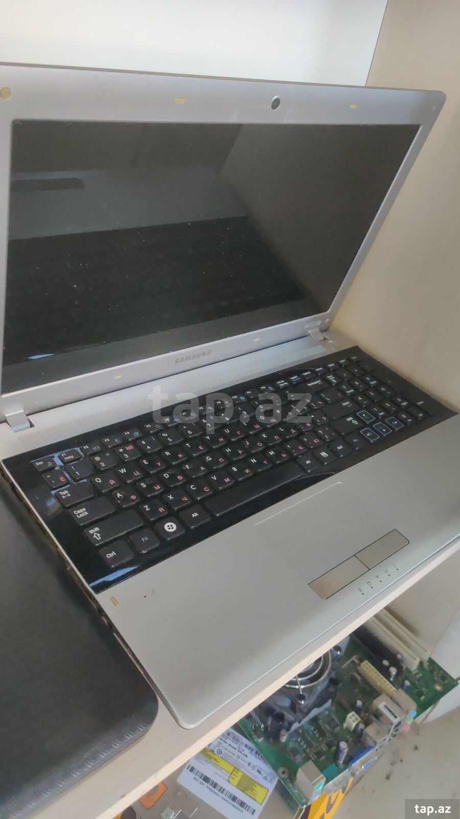 Samsung r518