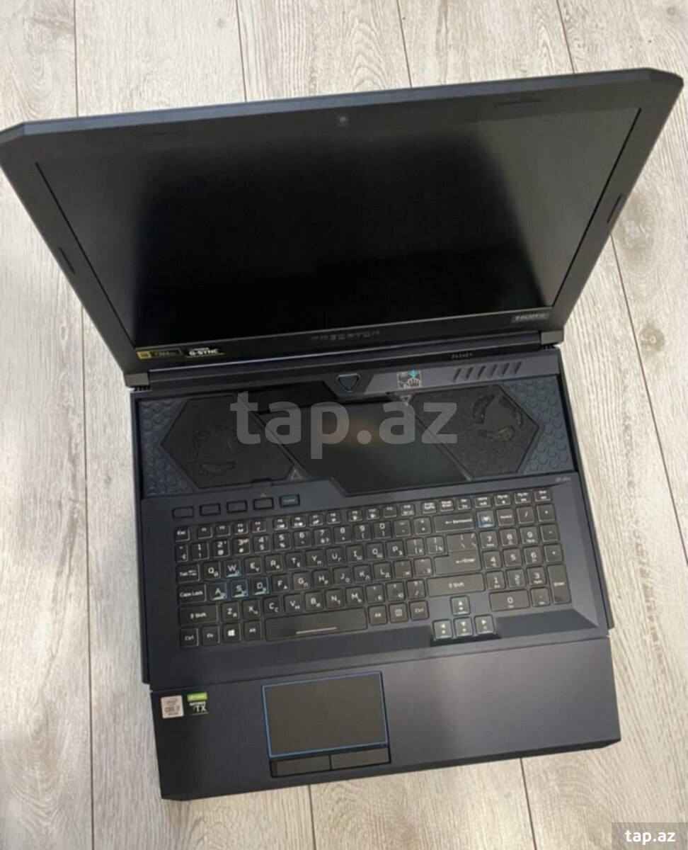 Acer predator Helios 700 (3)