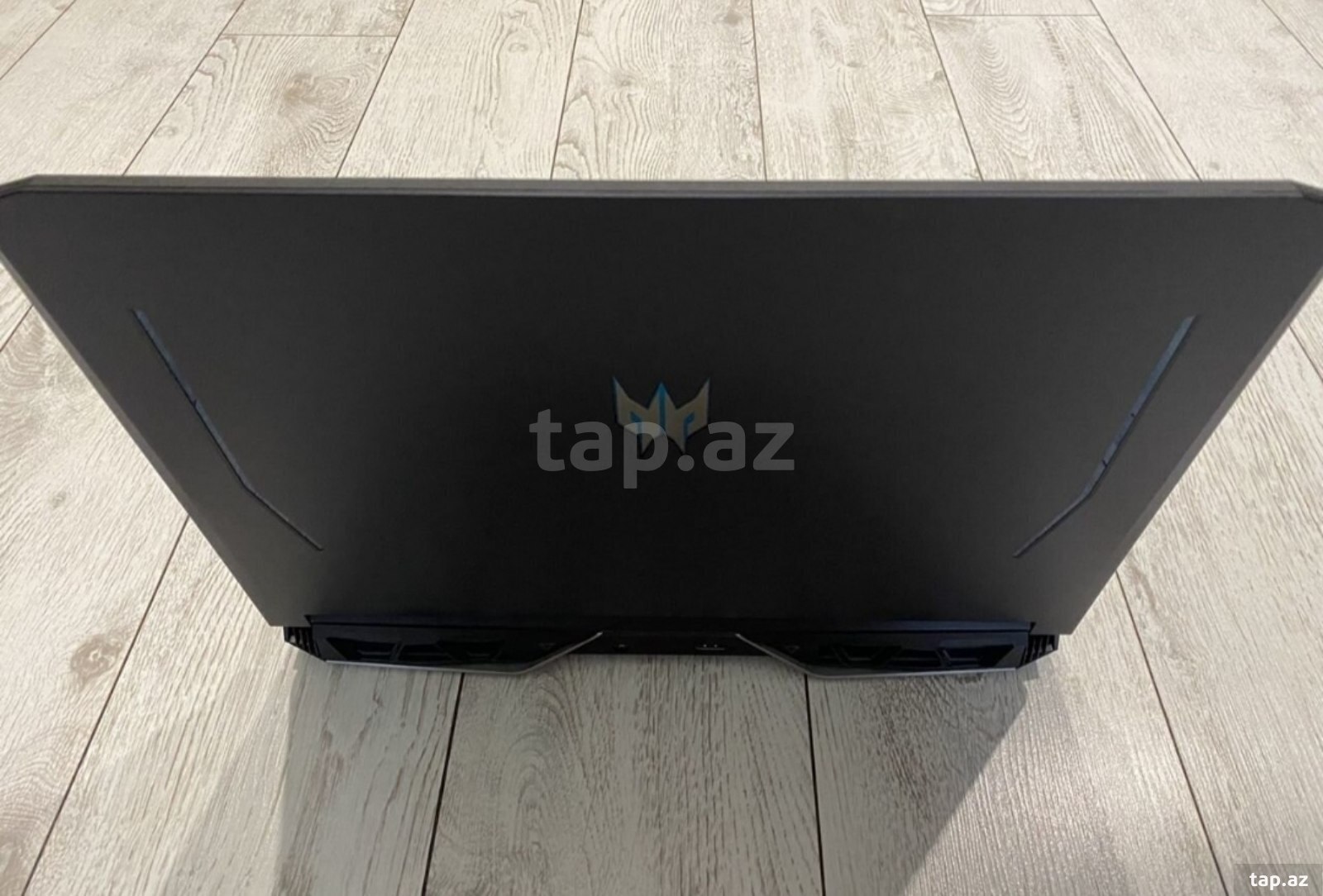 Acer predator Helios 700 (9)