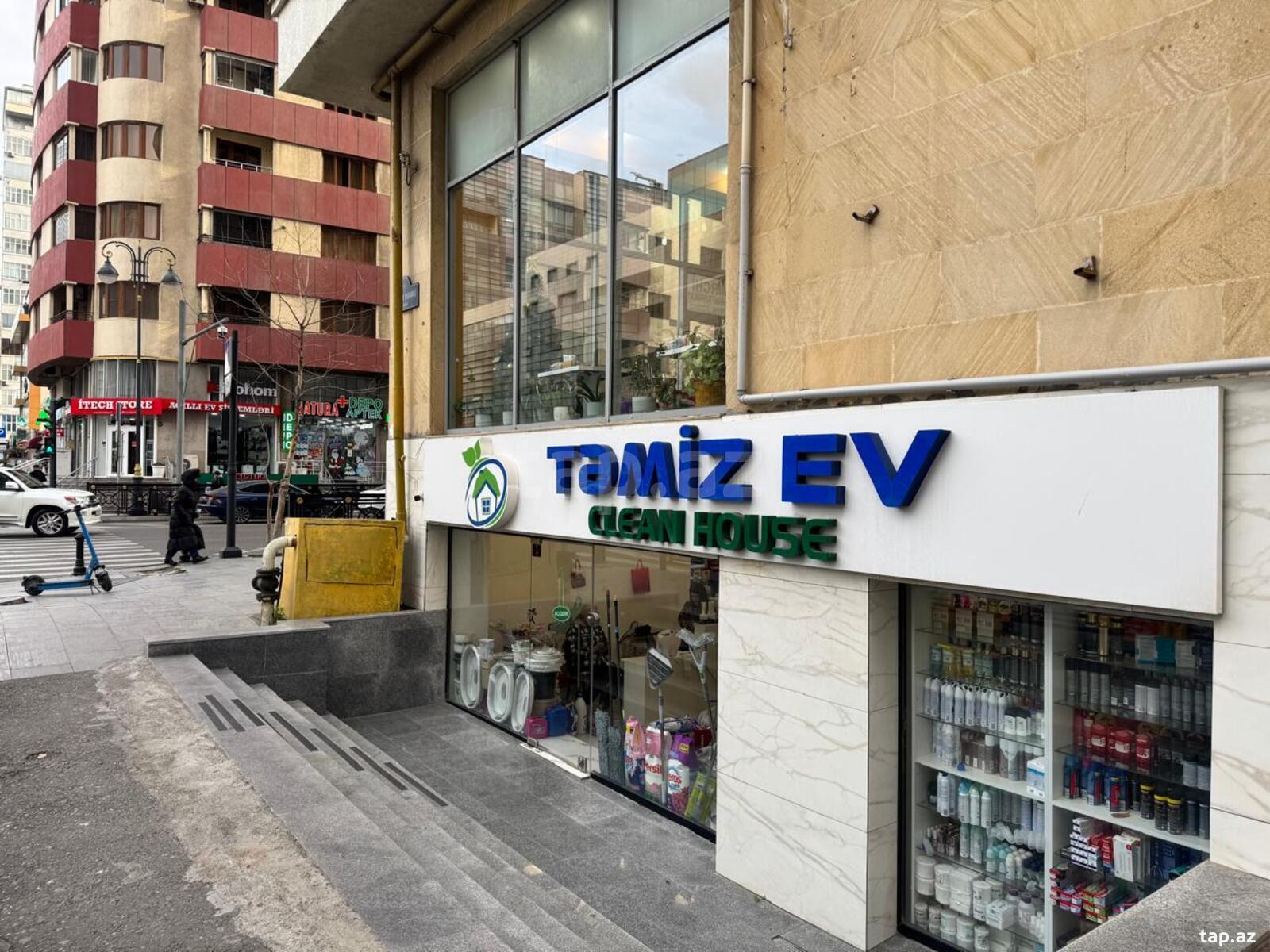 Obyekt, Azadlıq pr. (3)