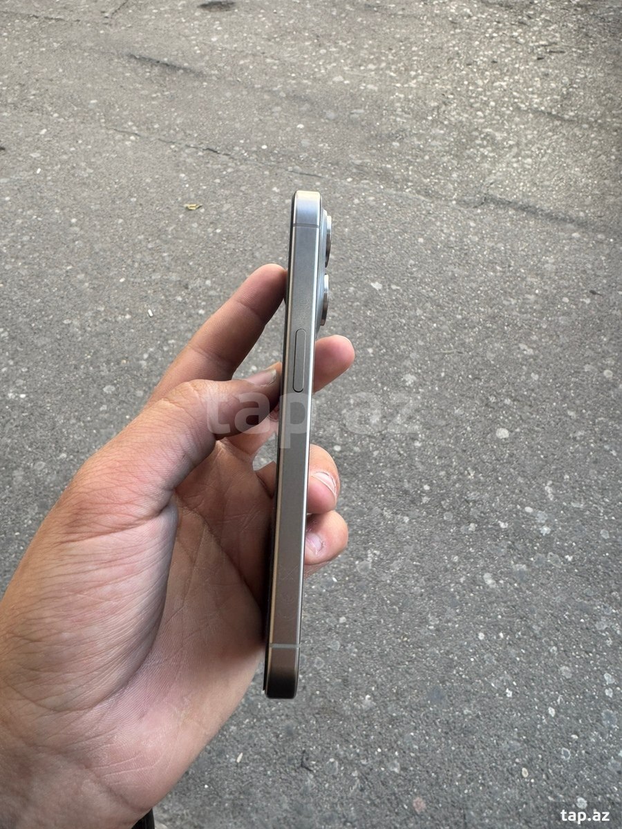 Apple iPhone 15 Pro Natural Titanium 256GB/8GB (3)