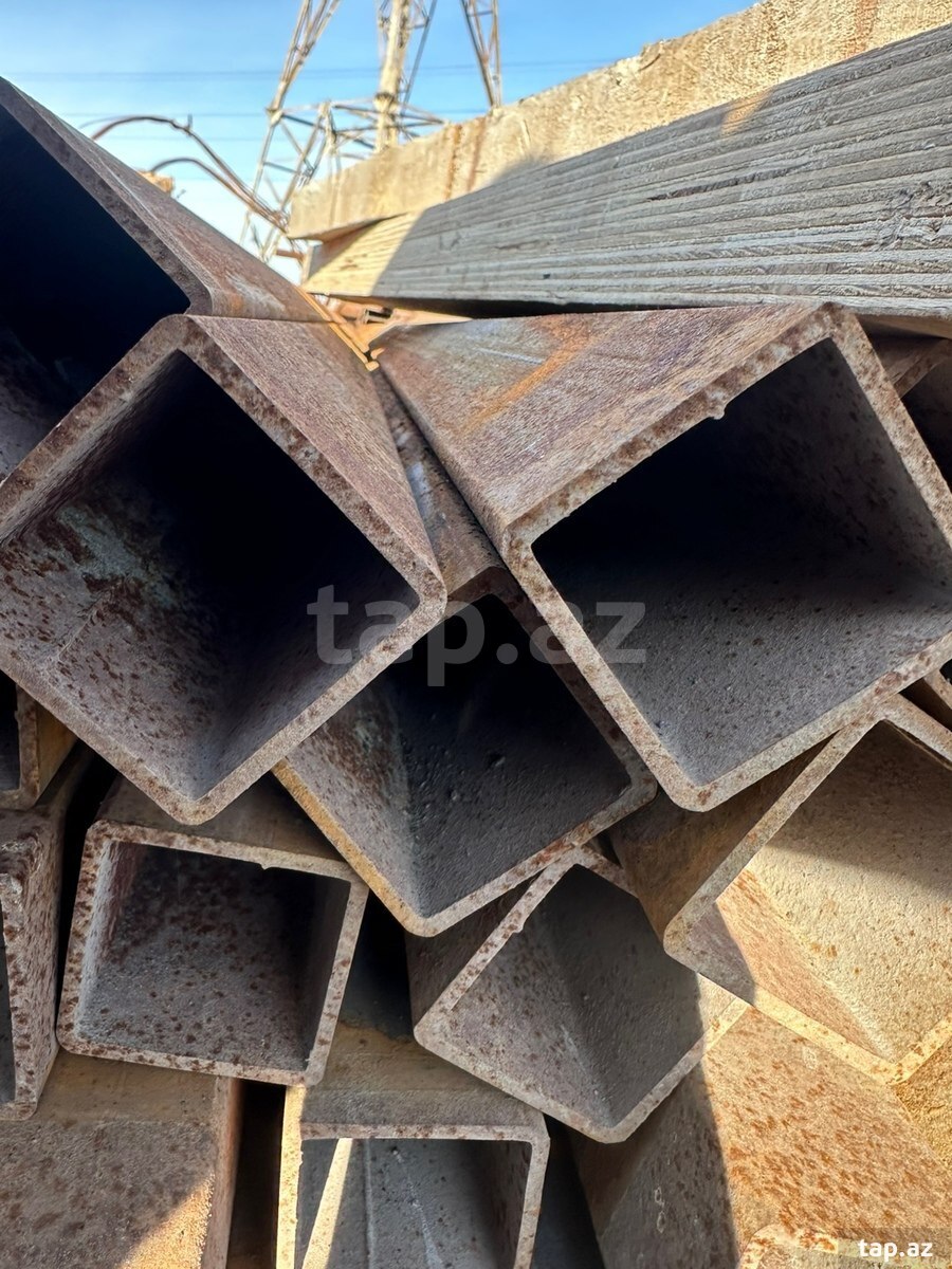 Profil 50x50x3mm  (3)