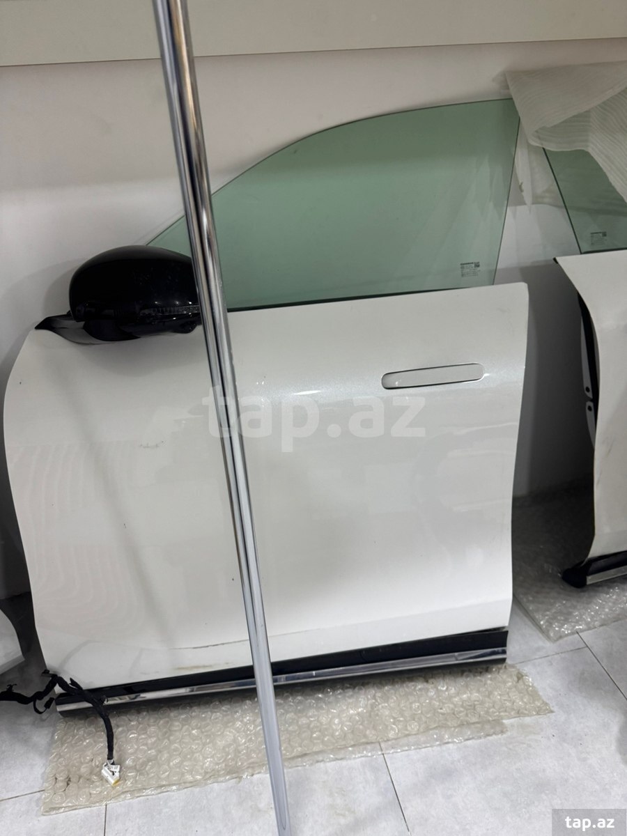 Changan Q07 qabaq qapısı