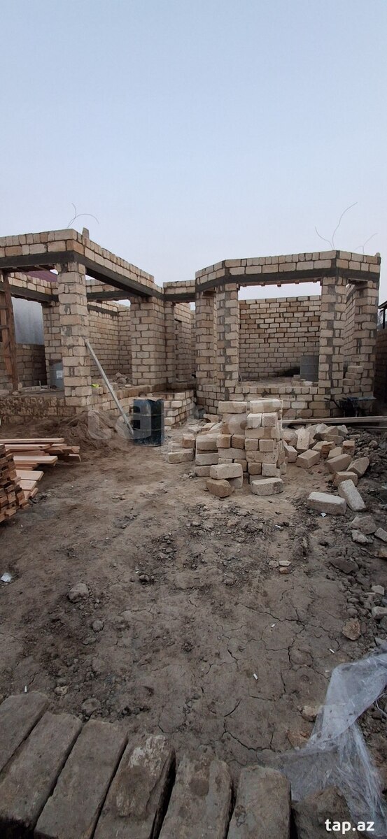 Həyət evi, Saray qəs. (3)